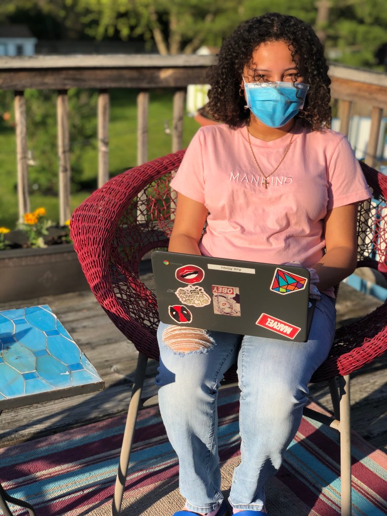 This image has an empty alt attribute; its file name is virtualvacationblog-photo.jpeg